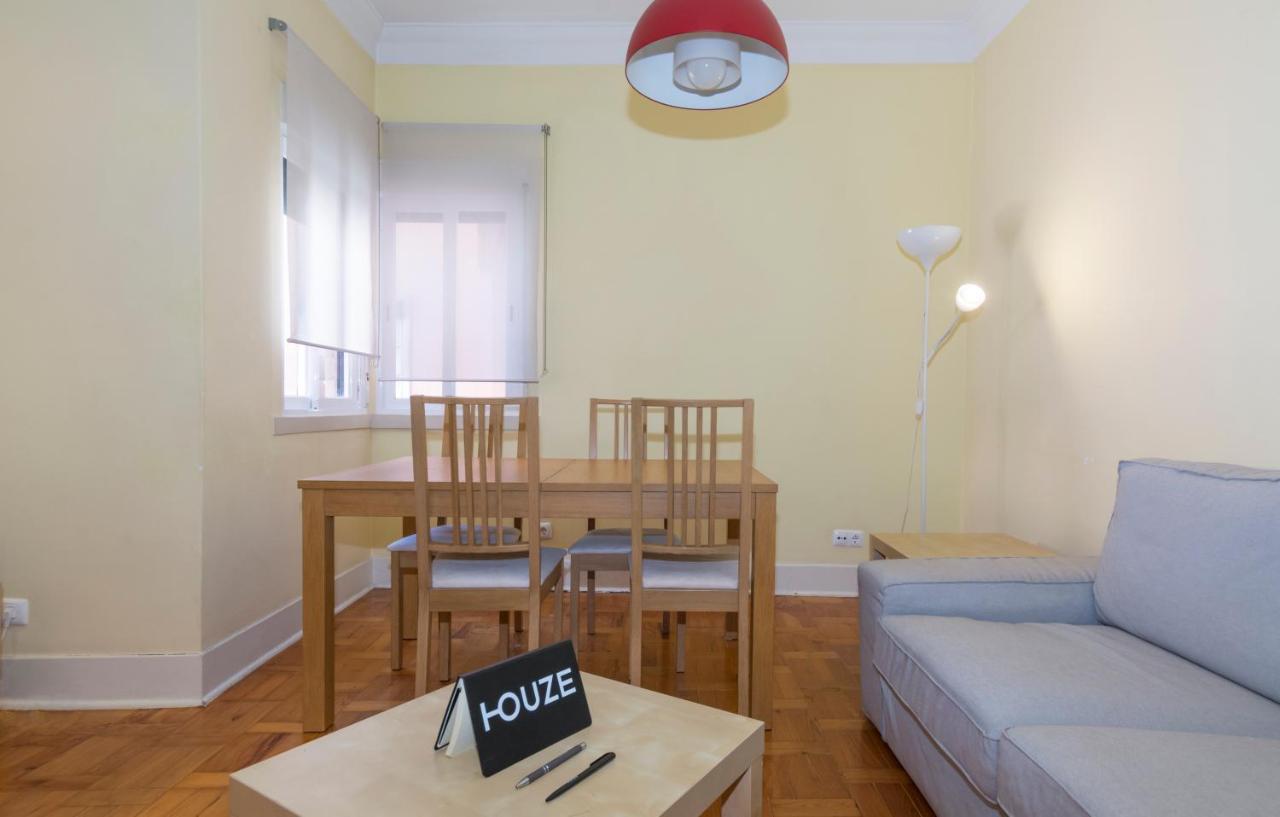 Houze_central Lisbon, 4 Flat W/ Zoo View *
